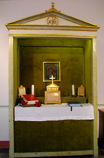 Photographie de l'autel dans la chambre où Don Bosco célébrait la messe